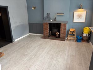 Photo 16- click for photo gallery